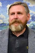 Кто-то должен шагнуть из окопа первым