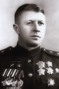 Герой Сталинграда и Курска Александр Родимцев