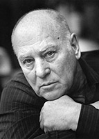 «Помолчим. И послушаем жизнь...»